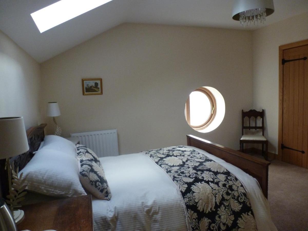 Mile House Barn Bed & Breakfast Nantwich Bagian luar foto